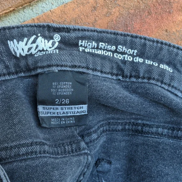 Mossimo denim High Rise Short 2/26 - Picture 3 of 3